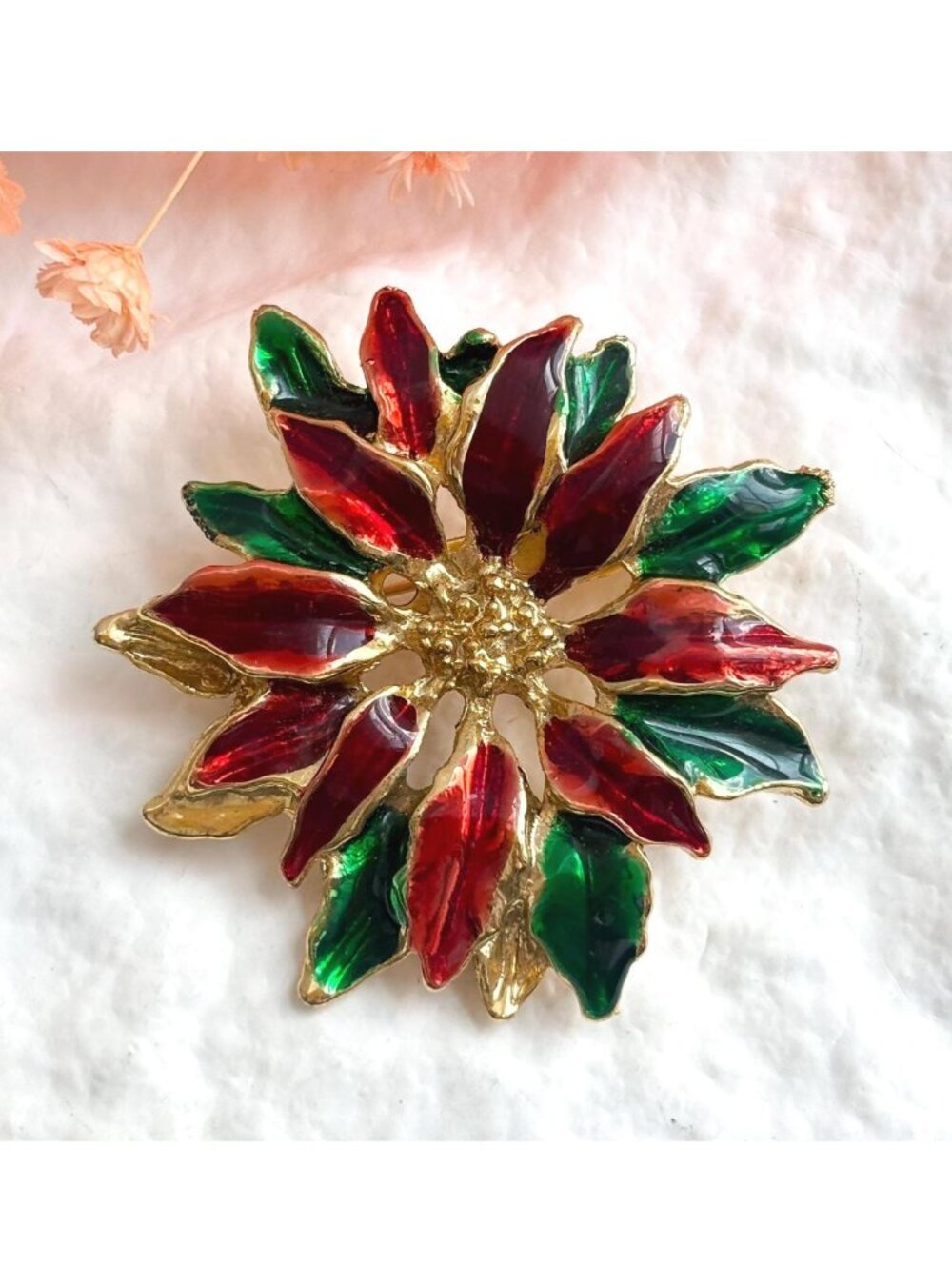 Green and Red Petaled Floral Enameled Holiday Themed Gold Toned Vintage Brooch